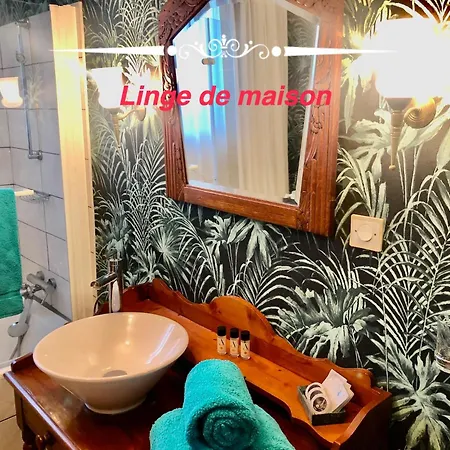 בית נופש Le Clos Des Lys, Maison De Pays Raffinee Proche De La