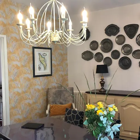 Hébergement de vacances Le Clos Des Lys, Maison De Pays Raffinée Proche De La Mer, Linge Inclus